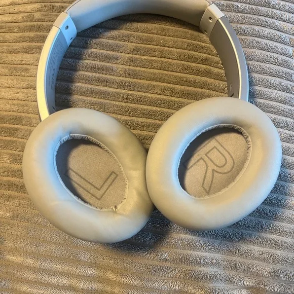 Anker Soudncore Life Q20  Active Noise Cancelling HeadP, Bluetooth Gray color - Picture 12 of 12